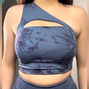 Alphalete Alphalux Asymmetrical Sports Bra/ Top